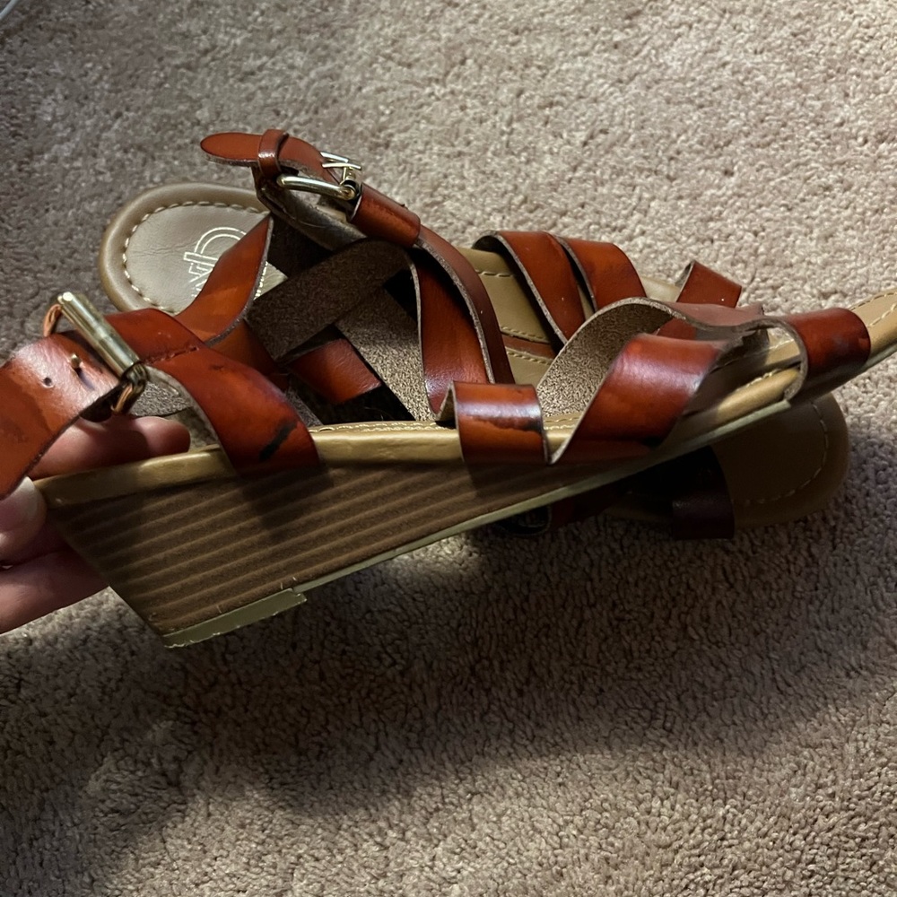 New directions sandals
